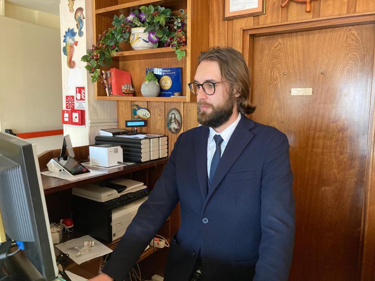 Hotel Ping Pong Lido di Ostia Zewnętrze zdjęcie